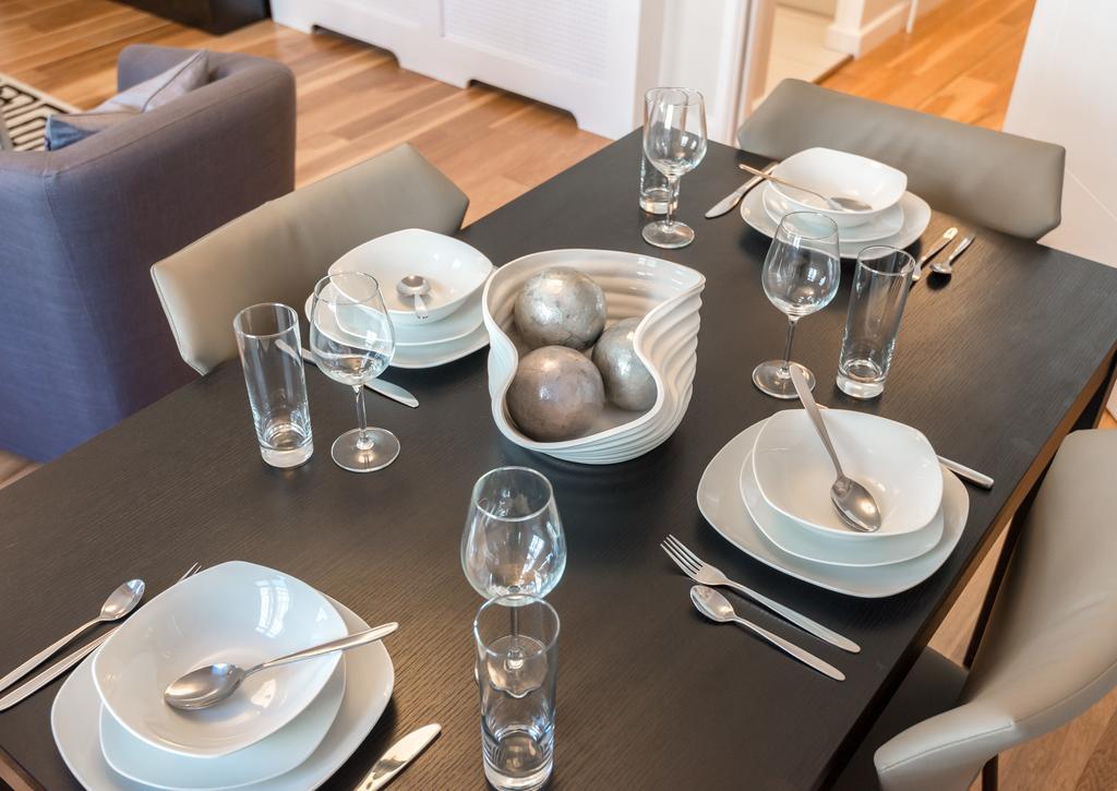 Brompton Road Private Apartment Лондон Екстер'єр фото
